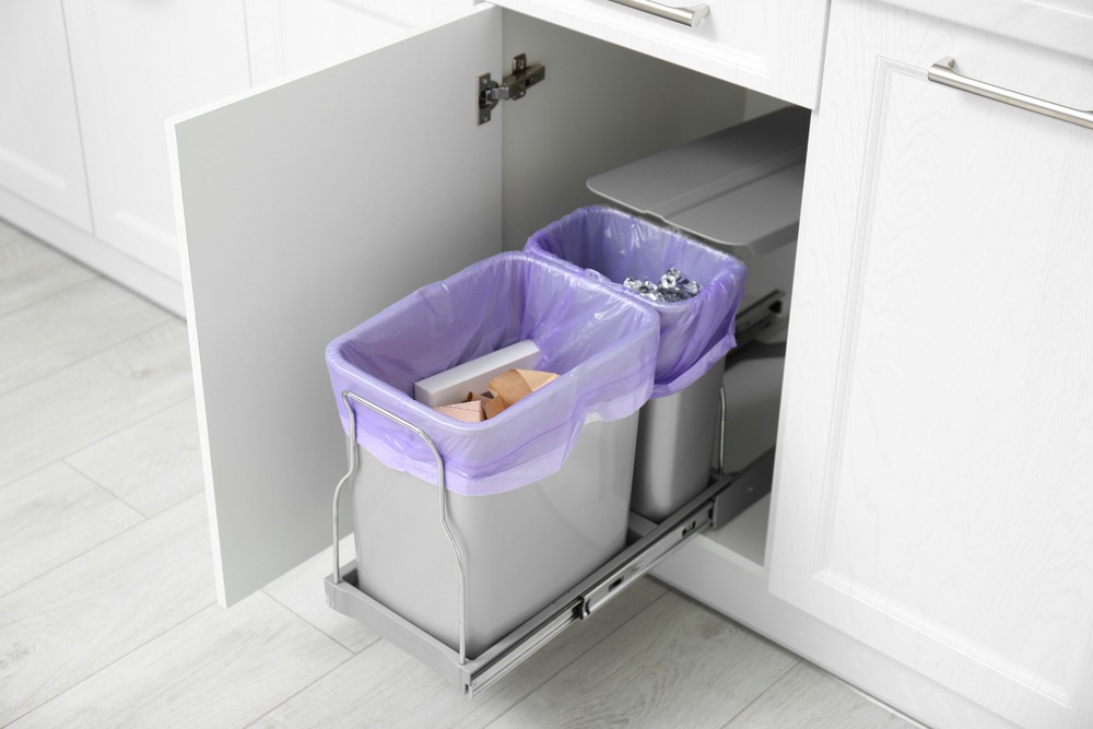 Systém výsuvných košov od Sharewood.