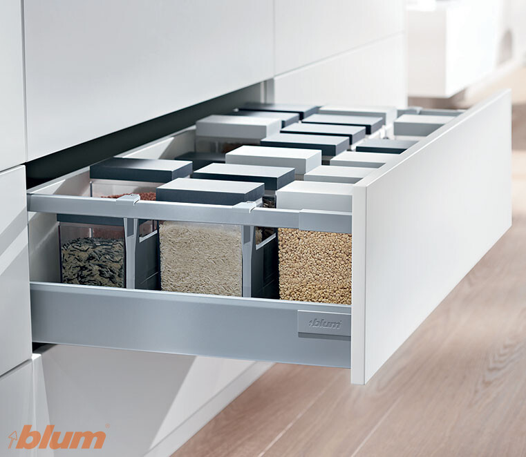 BLUM TANDEMBOX ANTARO 270MM VÝŠKA D ŠEDÁ KOMPLETNÁ ZÁSUVKA (BOČNICE K)